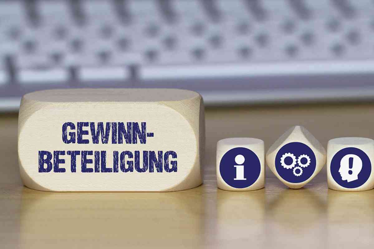 © magele-picture - stock.adobe.com Schriftzug Gewinnbeteiligung